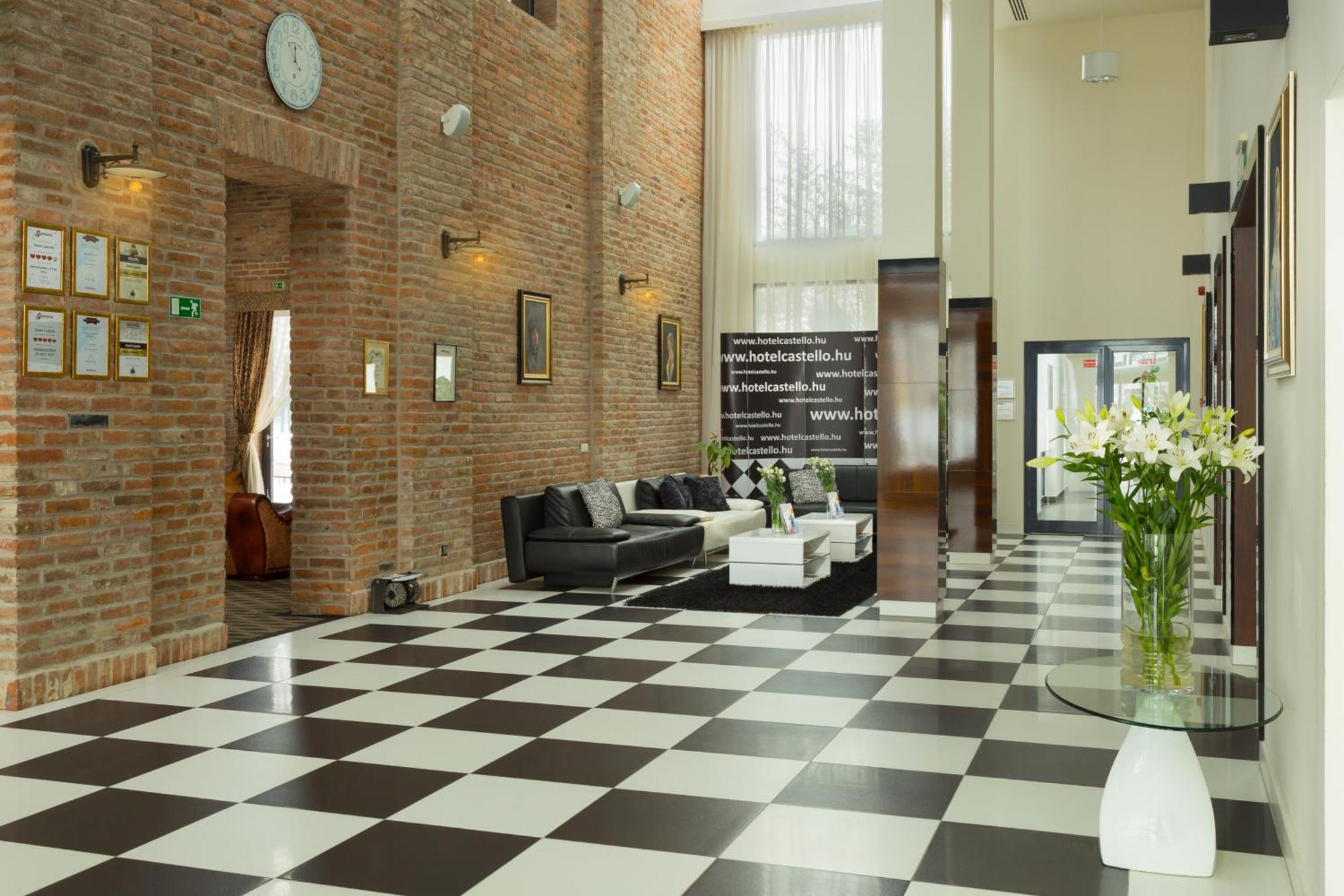 Hotel Castello & Thermal Spa Siklos Exterior photo